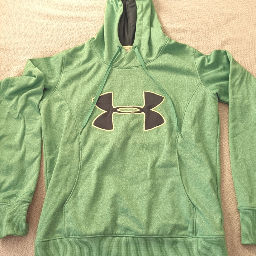 LAST CALL - Under Armour Sweatshirt
